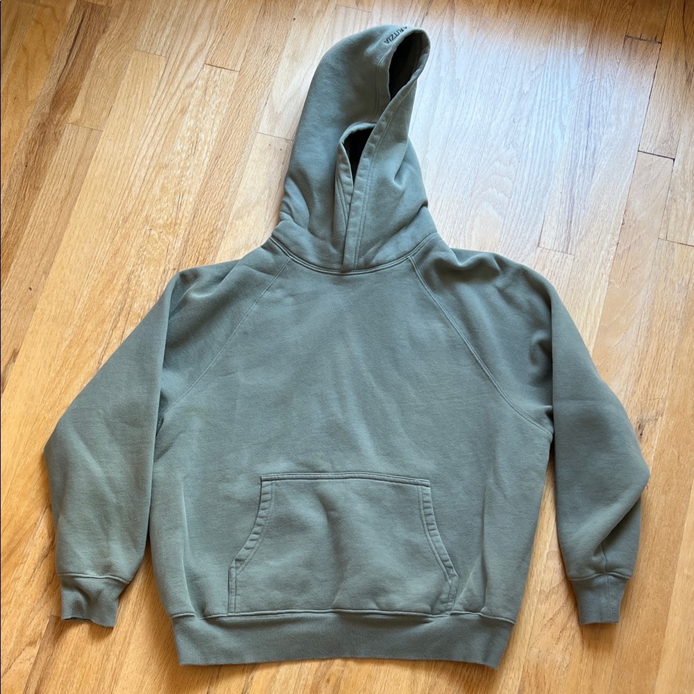 Aritzia sweat fleece hoodie